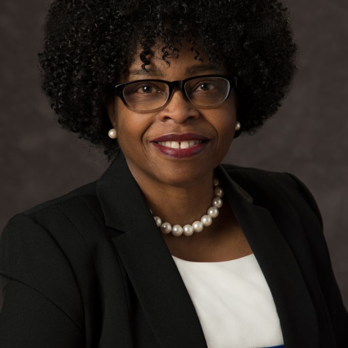 Glenda V Roberts